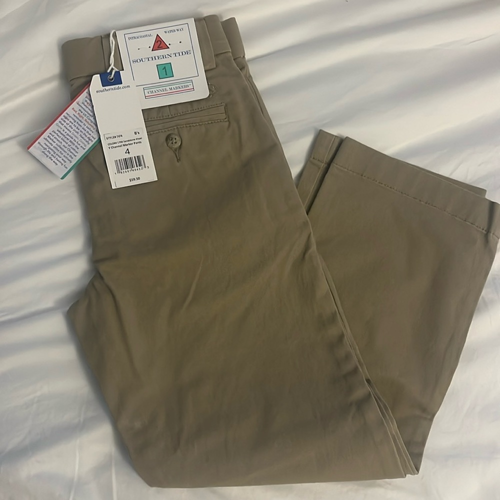 NWT boys southern tide “channel marker” khaki